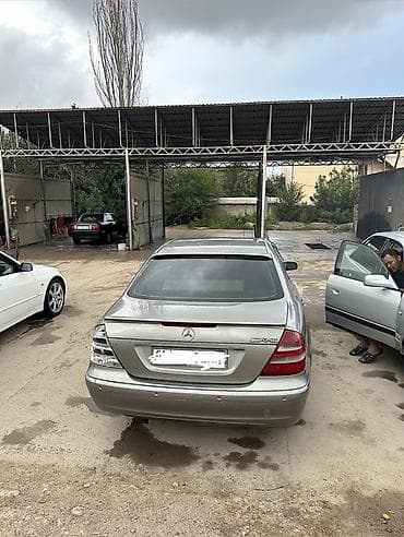 Mercedes-Benz E-Class: 2004 г., 2.4 л, Автомат, Бензин, Седан — 3