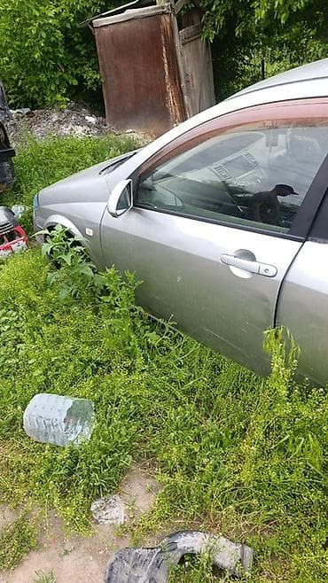 автомобиль daewoo nubira: Срочно срочно срочно !!!!! Nissan Primera P12 универсал, серебристый — 5