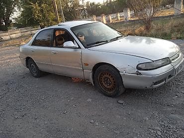 Mazda Cronos: 1992 г., 2 л, Механика, Бензин, Седан