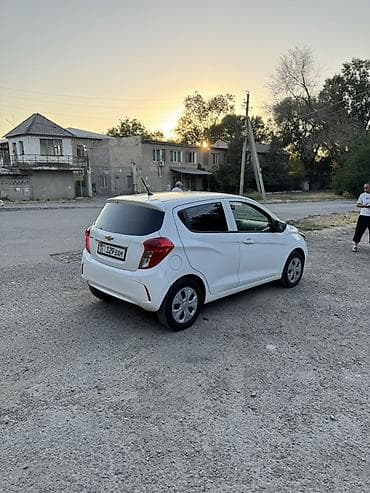 Продажа авто: Chevrolet Spark: 2019 г., 1 л, Механика, Бензин, Хэтчбэк — 5