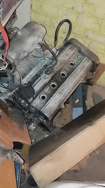 audi 2007: Двигатель Honda 2.0 DOHC, рядный 4‑цилиндровый (без VTEC). На крышке — 2