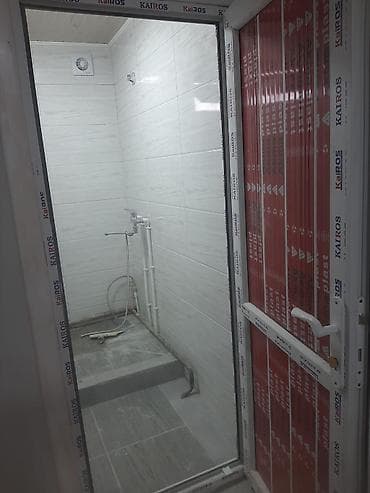 Душевая кабина/блок для санузла - Компактная душевая зона с