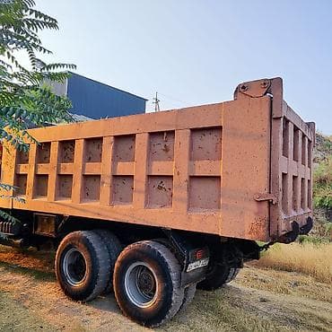 перья: Howo, 2010 г., Б/у — 9