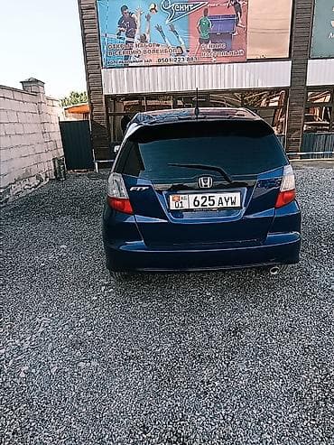 авто выхлоп: Honda Fit: 2011 г., 1.5 л, Автомат, Бензин, Хэтчбэк — 3