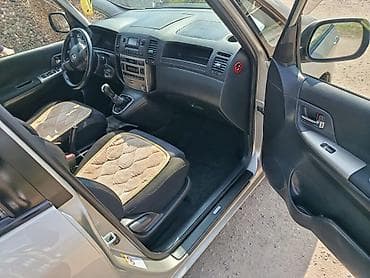 таёта каролла: Toyota Corolla Verso: 2003 г., 1.6 л, Ручные, Бензин, Хэтчбэк — 7