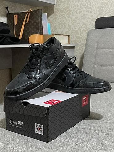 second hand obuv: Мужские кроссовки, 45, Jordan, Новый, цвет - Черный — 2