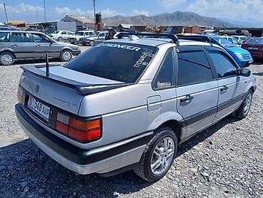 honda e: Volkswagen Passat: 1993 г., 1.8 л, Механика, Газ, Седан — 3