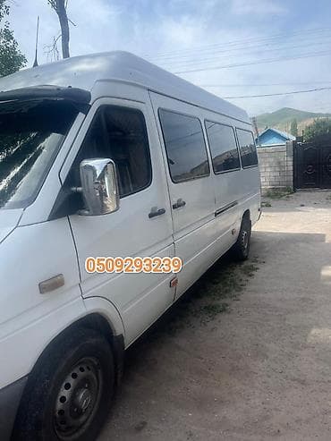 Mercedes-Benz Sprinter — пассажирский микроавтобус белого цвета с at lalafo.kg Mercedes-Benz Sprinter — пассажирский микроавтобус белого цвета с