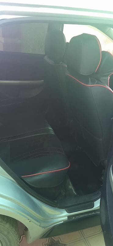 e60 m5: Toyota Ist: 2003 г., 1.3 л, Автомат, Бензин, Хэтчбэк — 6