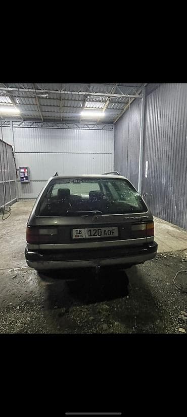 продаю хайландер: Volkswagen Passat: 1983 г., Универсал — 5