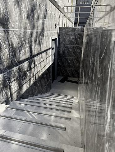 цокольный помещения: Помещение 200 м2 в цокольном этаже современного многоэтажного дома — 2