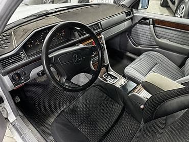 mercedec 124: Mercedes-Benz W124: 1992 г., 2.3 л, Автомат, Бензин, Универсал — 5