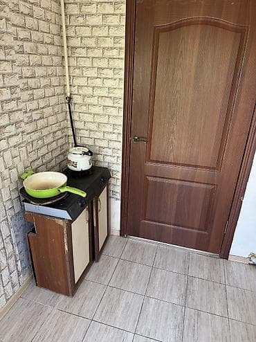 однокомнатная квартира: 1 комната — 3