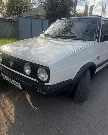 Volkswagen Golf: 1991 г., 1.8 л, Механика, Газ, Хэтчбэк