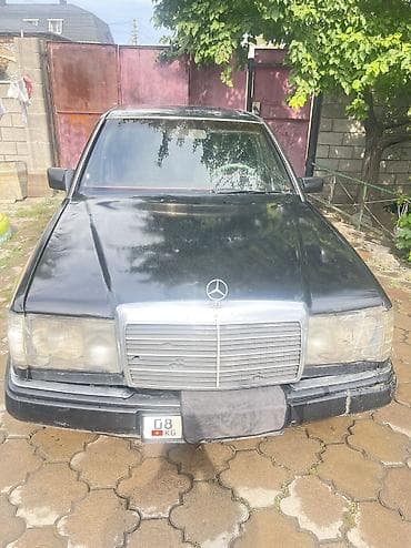 Mercedes-Benz W124: 1992 г., Механика, Бензин, Седан