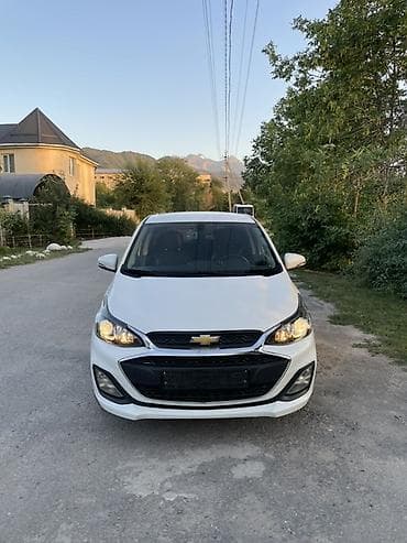 Транспорт: Chevrolet Spark: 2020 г., Хэтчбэк — 1