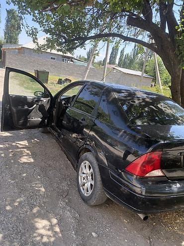 infinity fx35: Ford Focus: 2001 г., 2 л, Автомат, Бензин, Седан — 2