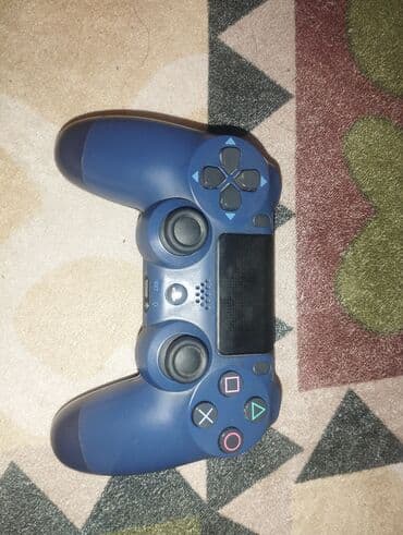 Xbox: PlayStation 4Pro в отличном состоянии,все коробки имеются,в подарок — 4