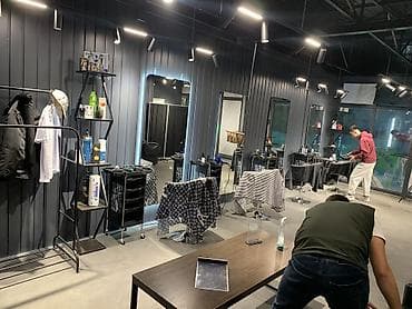 парихмахерский: Парикмахерские рабочие места в современном стиле loft Нужен мастер — 4