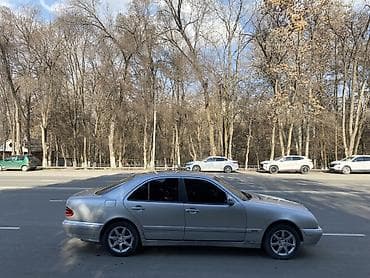 uni 260b: Mercedes-Benz E-Class: 1999 г., 2.2 л, Автомат, Дизель, Седан — 1