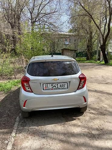 автом: Chevrolet Spark: 2019 г., 1 л, Вариатор, Бензин, Хэтчбэк — 2