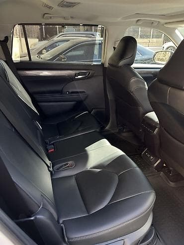 селика: Toyota Highlander: 2020 г., 2.5 л, Вариатор, Гибрид, Кроссовер — 9