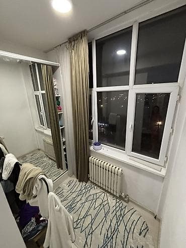 разделитель комнаты: Просторная светлая комната с отдельной гардеробной зоной и ббольшим — 3