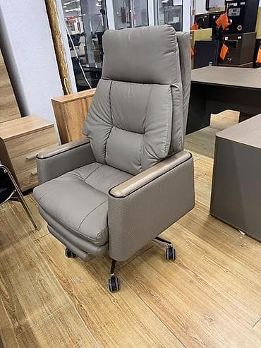 office table: Эргономичное кресло руководителя с реклайнером - Современный дизайн в — 1