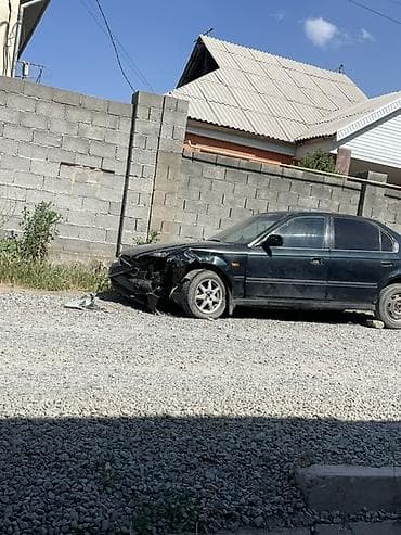 Honda Civic: 1998 г., Автомат, Бензин, Седан — 4