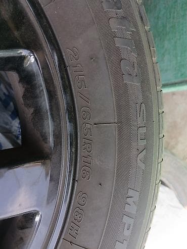 Шина Maxxis Premitra SUV MP16 215/65 R16 98H на диске (от Honda cr-v) at lalafo.kg Шина Maxxis Premitra SUV MP16 215/65 R16 98H на диске (от Honda cr-v)