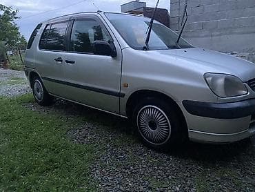 для такси авто: Toyota Raum: 2000 г., 1.5 л, Автомат, Бензин, Минивэн — 1
