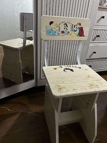 школьный парта: Детский стол, Б/у, Дерево, Самовывоз — 2