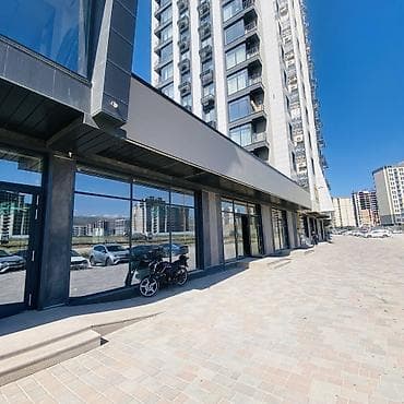 Аренда офисов, 239 м², В жилом комплексе, 1 линия, С отдельным входом — 4