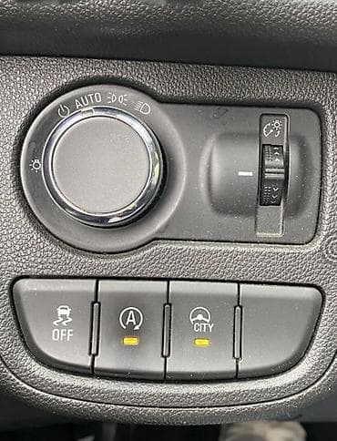 шевроле оникс: Chevrolet Spark: 2016 г., 1 л, Вариатор, Бензин, Хэтчбэк — 5