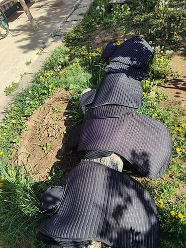 чехол на авто универсал: Плоские Ворсовые Полики Для салона Kia, цвет - Серый, Б/у, Самовывоз — 5