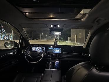 GAC: Aion V — электрический кроссовер - Кузов: компактный SUV, 5 дверей — 6