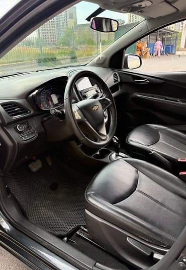 devo matiz: Chevrolet Spark: 2018 г., 1 л, Автомат, Бензин, Хэтчбэк — 3