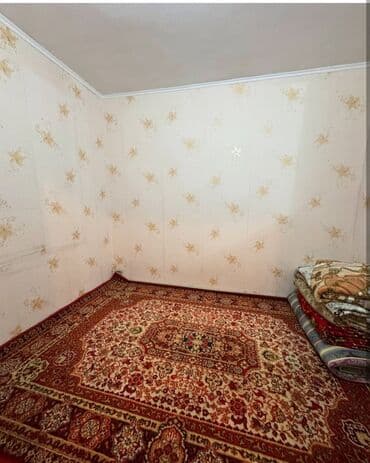 дом коммунарова: Барак, 40 кв. м, 3 бөлмө, Менчик ээси — 10