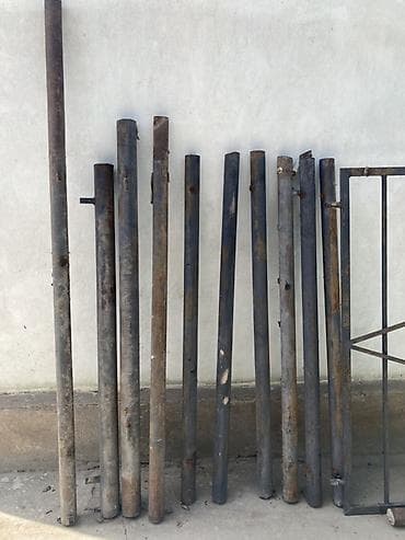 кормушки для кур: Кованые металлические ограждения/секции с комплектом стоек - — 4