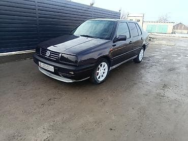 mark 3: Volkswagen Vento: 1994 г., 1.8 л, Механика, Бензин, Седан — 1