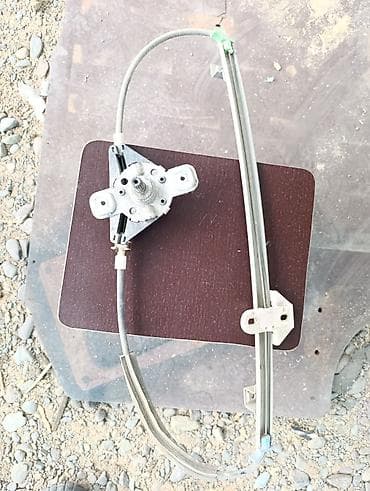 продаю зеркало б у: Стеклоподъёмник на гольф 2. ЗАДНИЙ ЛЕВЫЙ — 1