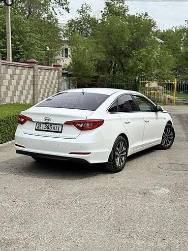 хендлер: Hyundai Sonata: 2015 г., 2 л, Автомат, Газ, Седан — 3