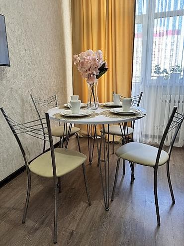 суточные кв токмок: 1 комната, Люкс, элитка, Филармония, Душевая кабина, Постельное белье, Кондиционер — 2