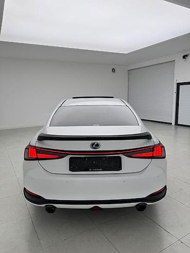 step 2: Lexus ES: 2022 г., 2.5 л, Автомат, Гибрид, Седан — 5