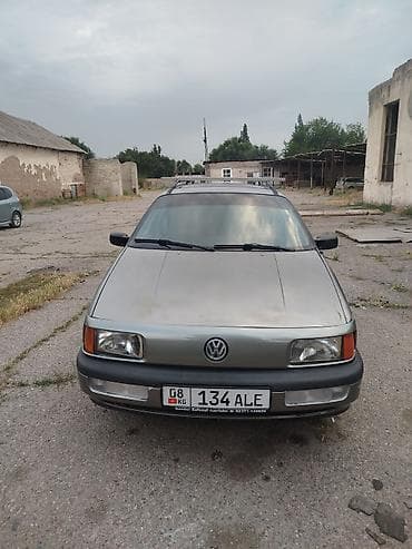 противен: Volkswagen Passat Variant: 1994 г., Универсал — 5