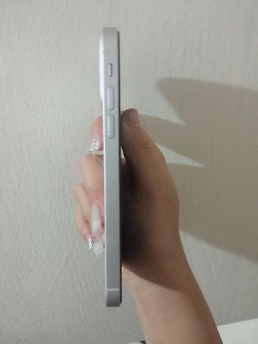 se 3: IPhone XS в корпусе от 17 про в белом цвете на 64 Гб. задняя камера — 3