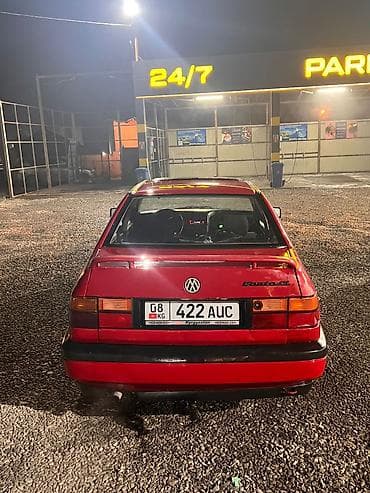 Volkswagen: Volkswagen Vento: 1992 г., 1.8 л, Механика, Бензин, Седан — 4