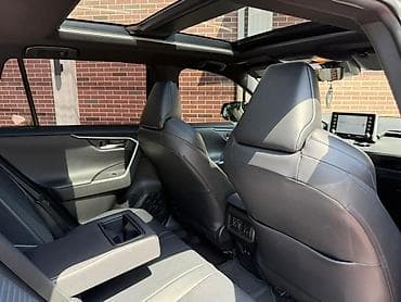 eclipse cross: Toyota RAV4: 2020 г., 2.5 л, Вариатор, Гибрид, Кроссовер — 8