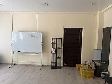 ош офис: Аренда офисов, 36 м², В административном здании, С отдельным сан узлом — 4