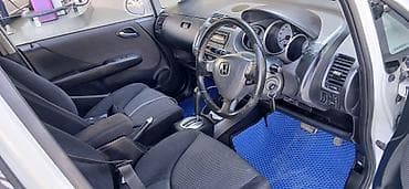 багажник спада: Honda Fit: 2003 г., 1.5 л, Автомат, Бензин, Хэтчбэк — 9